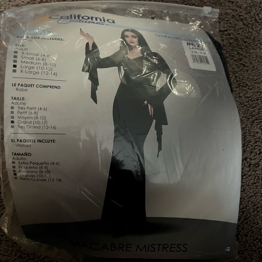 California Costumes Dark Ensemble